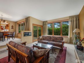 4116 205th Avenue SE, Sammamish WA 98075