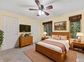 4719 NW Walgren Drive D101, Silverdale WA 98383