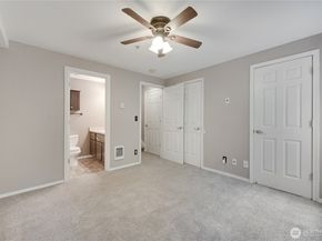 4719 NW Walgren Drive D101, Silverdale WA 98383