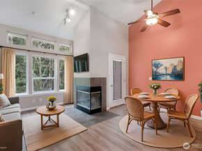 4719 NW Walgren Drive D101, Silverdale WA 98383