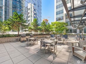 820 Blanchard Street 1103, Seattle WA 98121