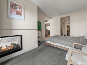 820 Blanchard Street 1103, Seattle WA 98121