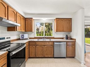 11914 27th Court NE, Lake Stevens WA 98258