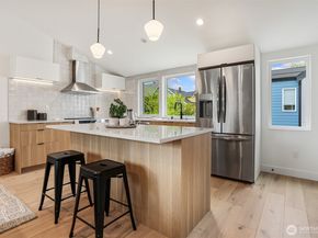 6505 19th Avenue NW, Seattle WA 98117