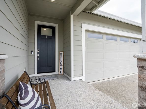 3843 SW Sylvia Court, Port Orchard WA 98367