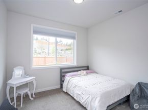 3843 SW Sylvia Court, Port Orchard WA 98367