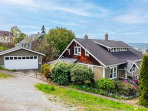 400 Cedar Avenue S, Renton WA 98057