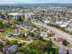 400 Cedar Avenue S, Renton WA 98057