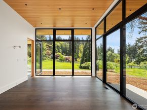 15137 Henderson Road, Bainbridge Island WA 98110