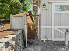 13606 Woodinville Redmond Road NE, Redmond WA 98052