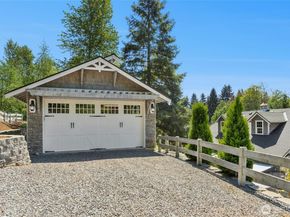 13606 Woodinville Redmond Road NE, Redmond WA 98052