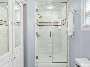 13606 Woodinville Redmond Road NE, Redmond WA 98052
