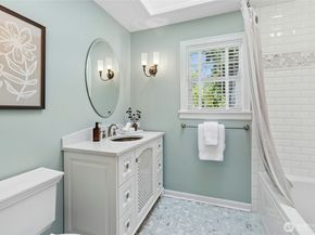 13606 Woodinville Redmond Road NE, Redmond WA 98052