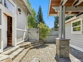 13606 Woodinville Redmond Road NE, Redmond WA 98052