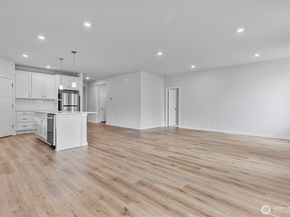 3621 SW Cardiff Street, Port Orchard WA 98367