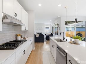5536 Kinross Road SW, Port Orchard WA 98367