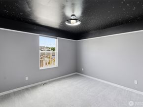 5536 Kinross Road SW, Port Orchard WA 98367