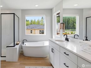 5536 Kinross Road SW, Port Orchard WA 98367