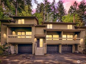 1226 Bellefield Park Lane NW 1226, Bellevue WA 98004
