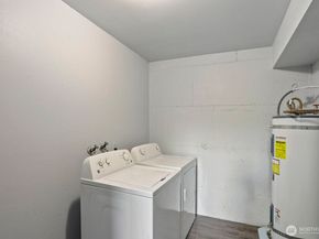 1226 Bellefield Park Lane NW 1226, Bellevue WA 98004
