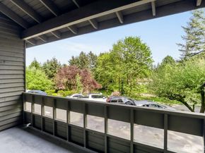 1226 Bellefield Park Lane NW 1226, Bellevue WA 98004