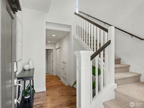 18530 46th Avenue SE, Bothell WA 98012