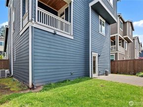18530 46th Avenue SE, Bothell WA 98012