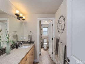 11236 108th Ave Ne, Kirkland WA 98033