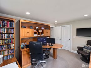 11236 108th Ave Ne, Kirkland WA 98033