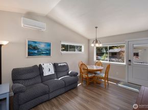 11236 108th Ave Ne, Kirkland WA 98033