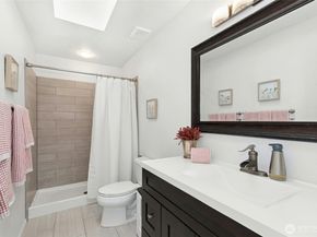 447 7th Avenue, Kirkland WA 98033