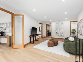 1207 145th Avenue SE, Bellevue WA 98007