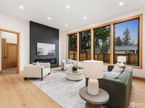 1207 145th Avenue SE, Bellevue WA 98007