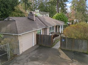 13054 30th Avenue NE, Seattle WA 98125