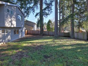 12227 NE 137th Place, Kirkland WA 98034