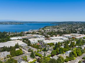 733 Lake Street S 301, Kirkland WA 98033
