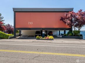 733 Lake Street S 301, Kirkland WA 98033