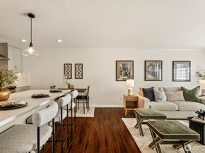 733 Lake Street S 301, Kirkland WA 98033