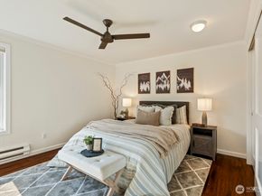733 Lake Street S 301, Kirkland WA 98033