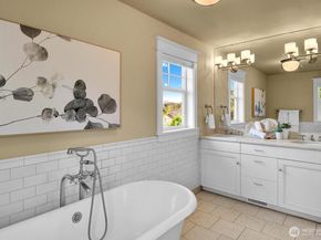 818 24th Avenue A, Seattle WA 98122