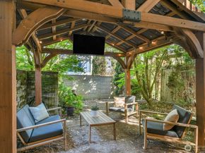 818 24th Avenue A, Seattle WA 98122