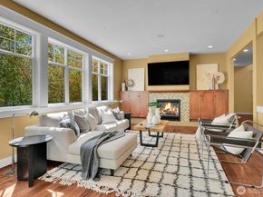 818 24th Avenue A, Seattle WA 98122