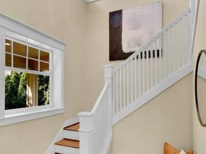 818 24th Avenue A, Seattle WA 98122