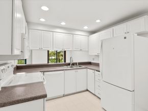 11615 127th Lane NE A1, Kirkland WA 98034