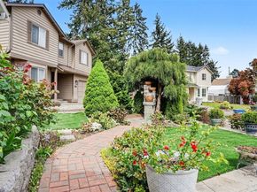4002 NE 7th Court, Renton WA 98056