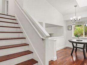 4002 NE 7th Court, Renton WA 98056