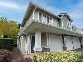 4050 S 212th Court B, SeaTac WA 98198