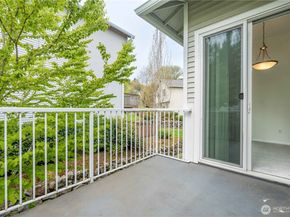 4050 S 212th Court B, SeaTac WA 98198