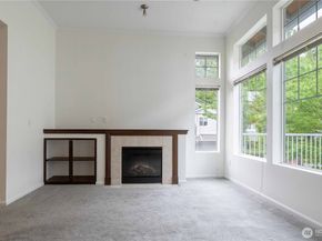 4050 S 212th Court B, SeaTac WA 98198