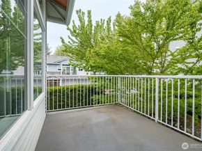 4050 S 212th Court B, SeaTac WA 98198